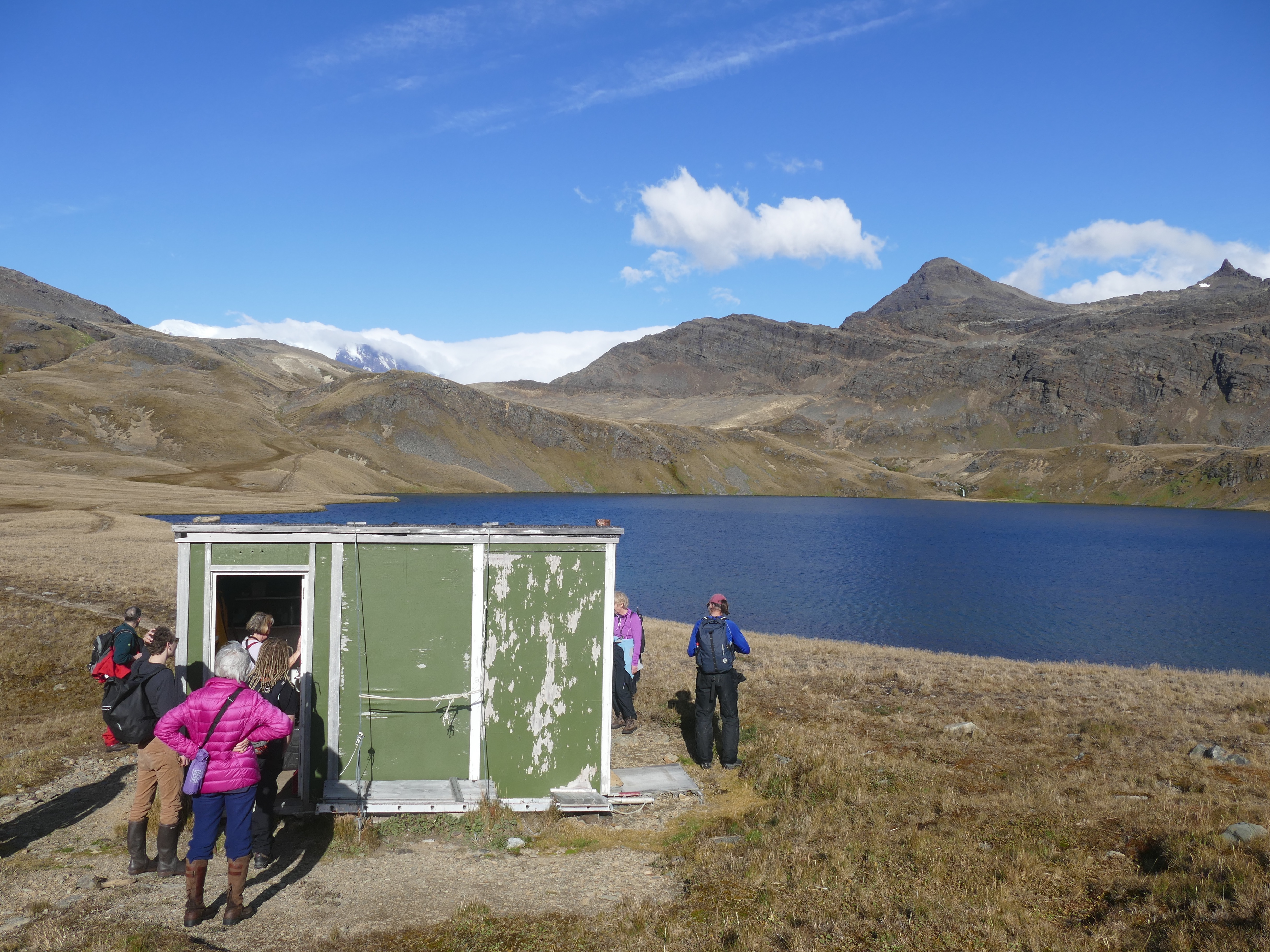 Refuge hut above Maiviken